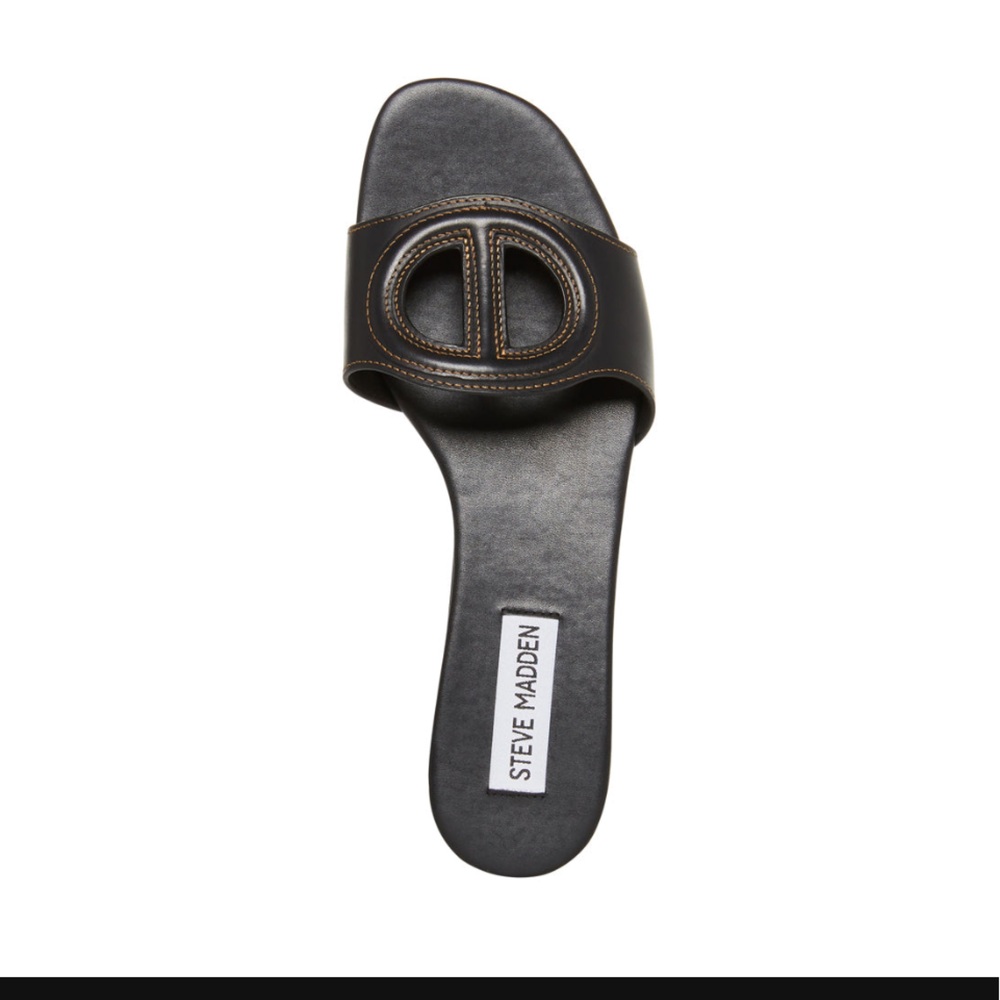 Steve Madden Black Sandals Sleek Design